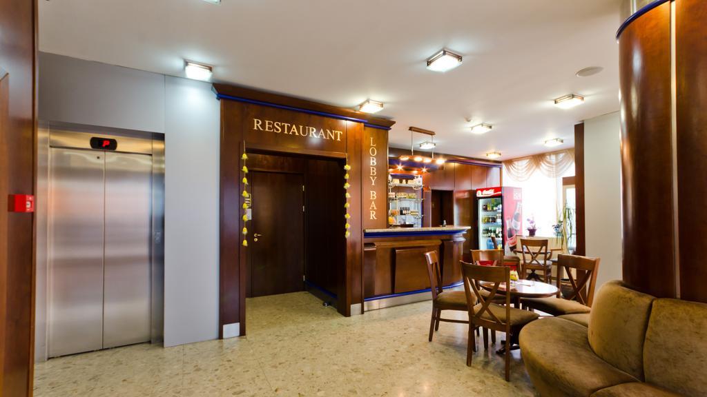 Nadejda Hotel Sofia Exterior foto